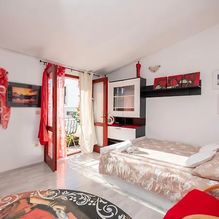 Apartment Nasta Omis