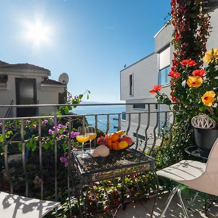 Nasta Apartment